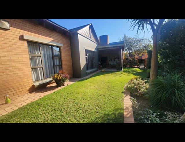 2 BEDROOM PROPERTY TO RENT IN RETIRE AT MIDSTREAM